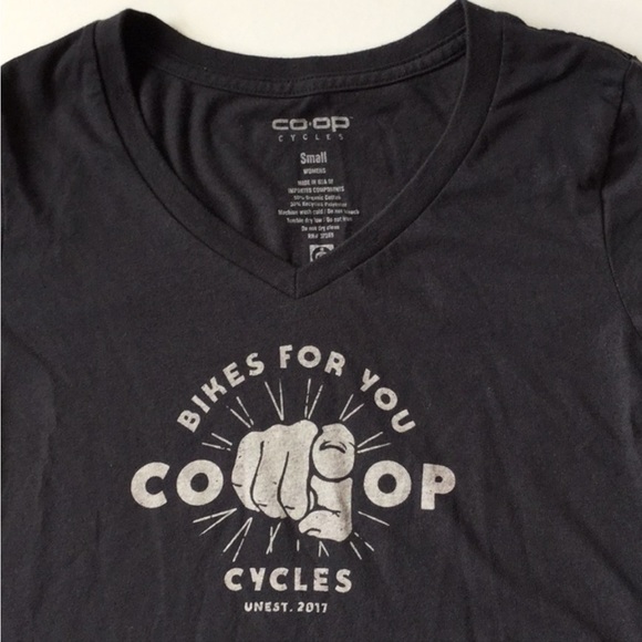 REI CO-OP Cycles V-neck T-shirt Size Small - Picture 2 of 4